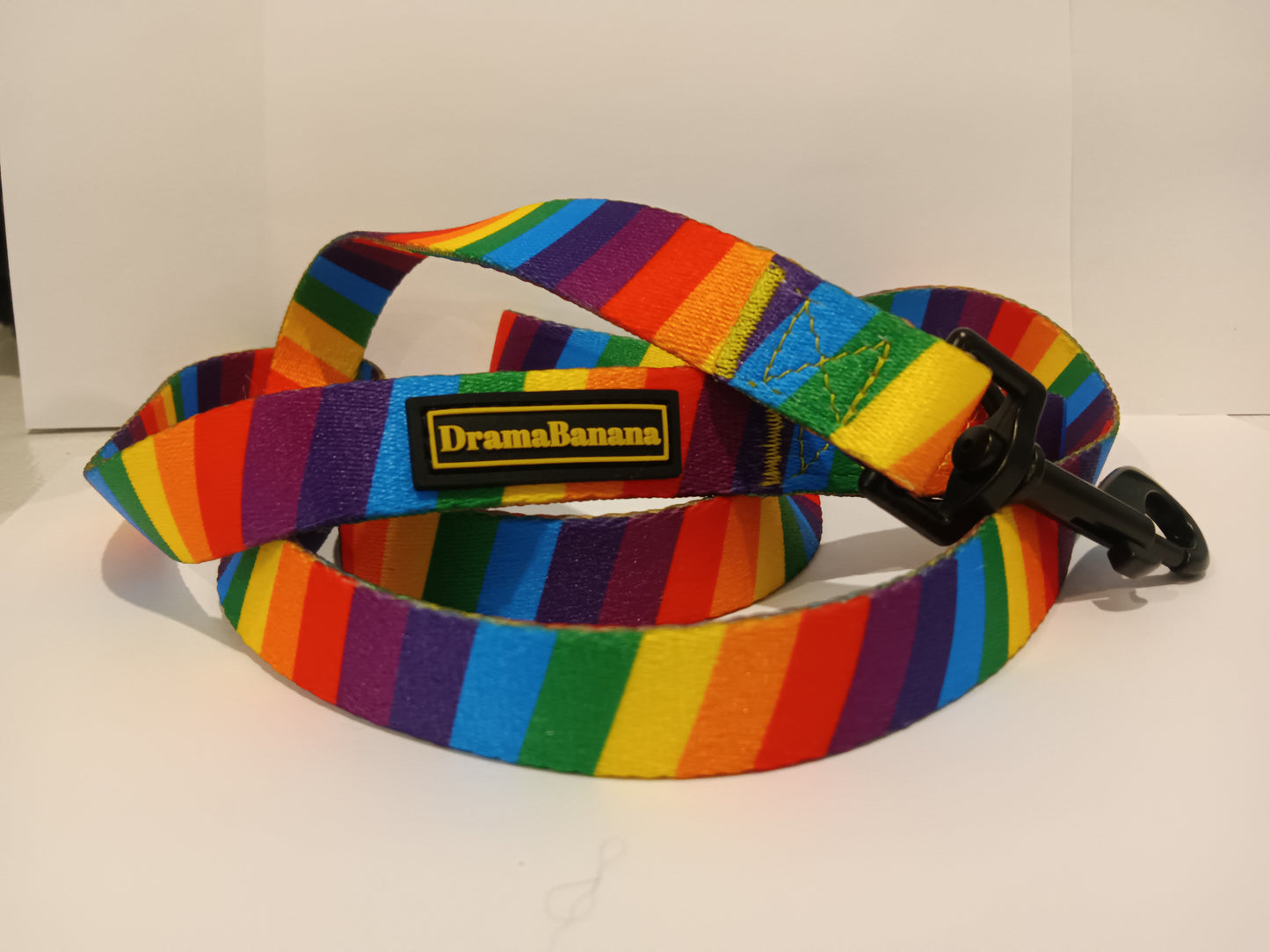 Dramabanana 6 foot Rainbow Leash /Laisse Rainbow de 6 pieds