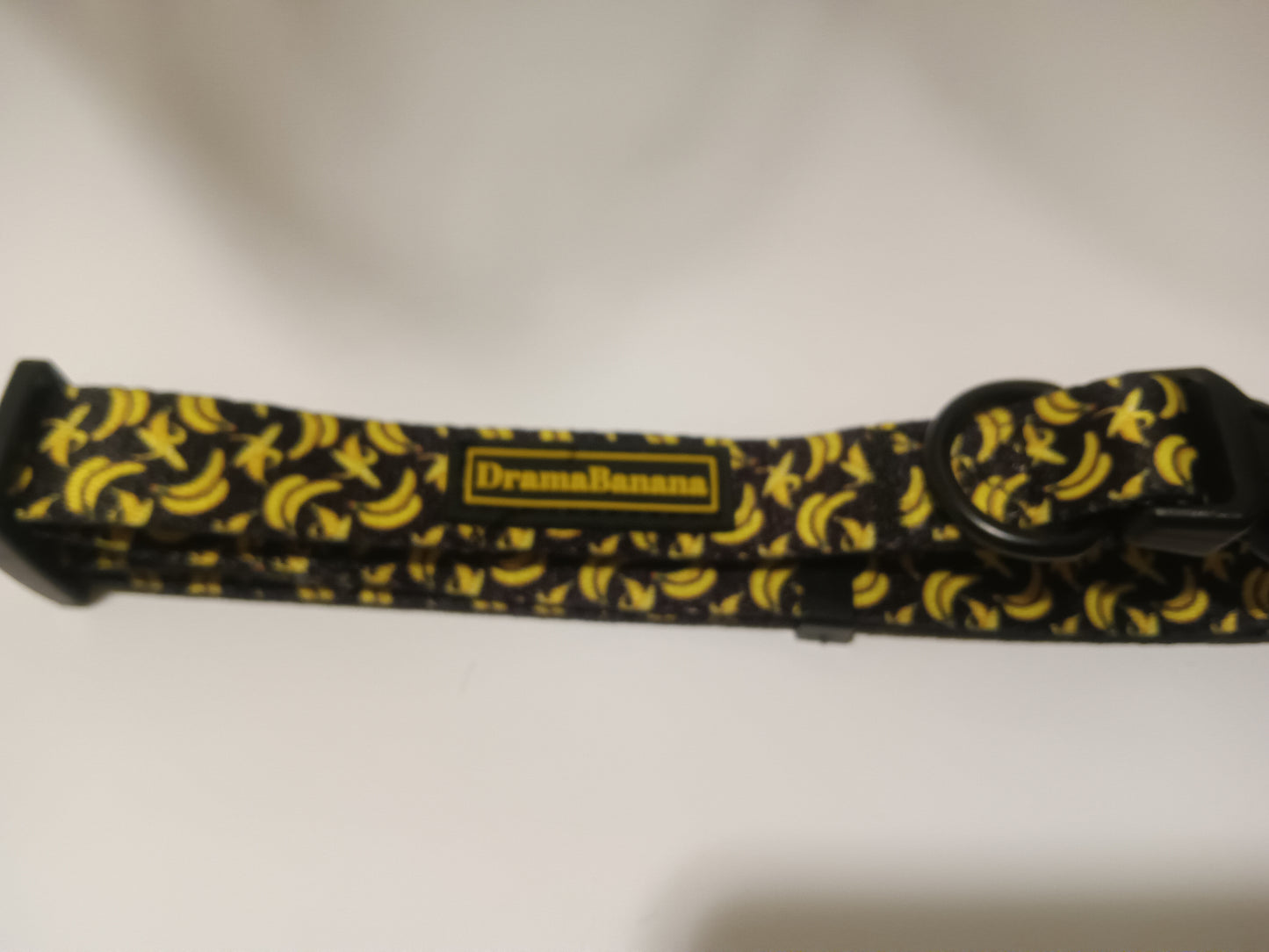 Dramabanana clip collar black banana