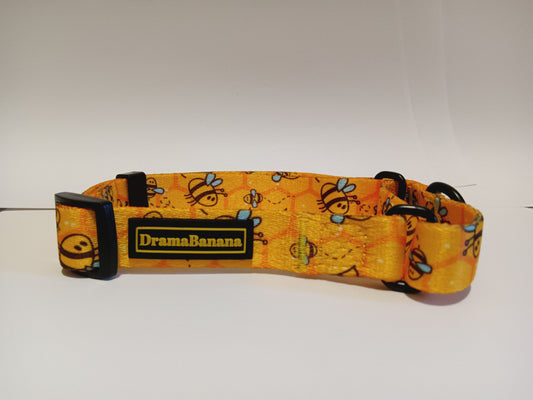 Dramabanana martingale bee/abeille